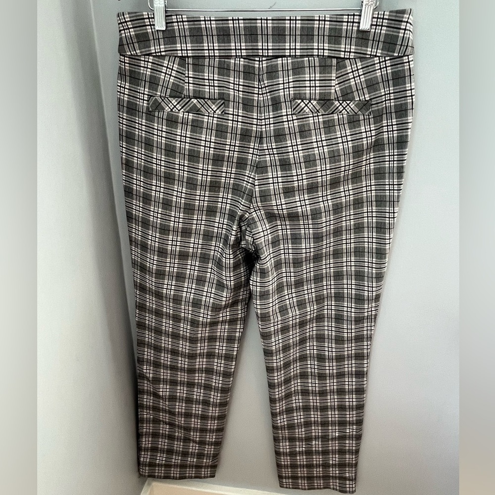 Kim Rogers pants color plaid